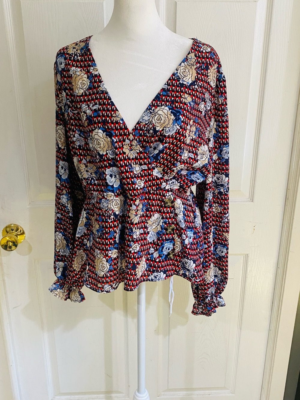Crave fame size large